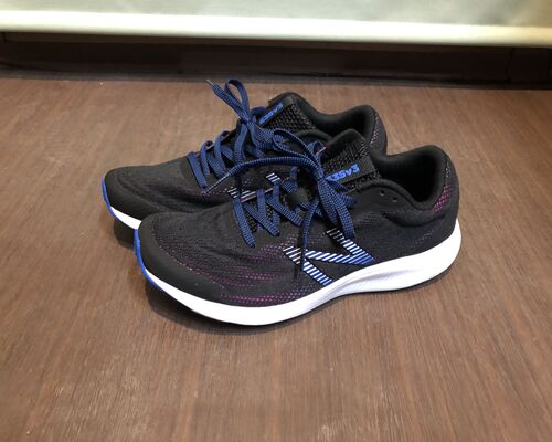 ニューバランス